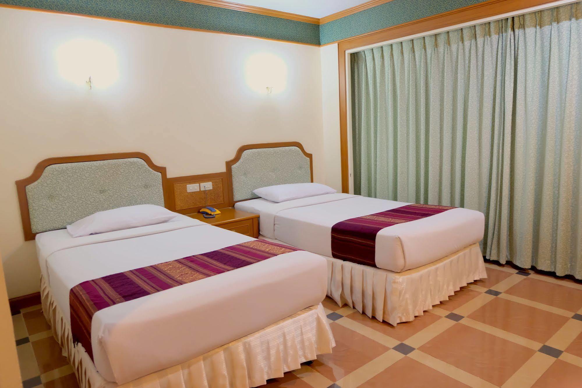 Vieng Thong Hotel Krabi Exterior photo