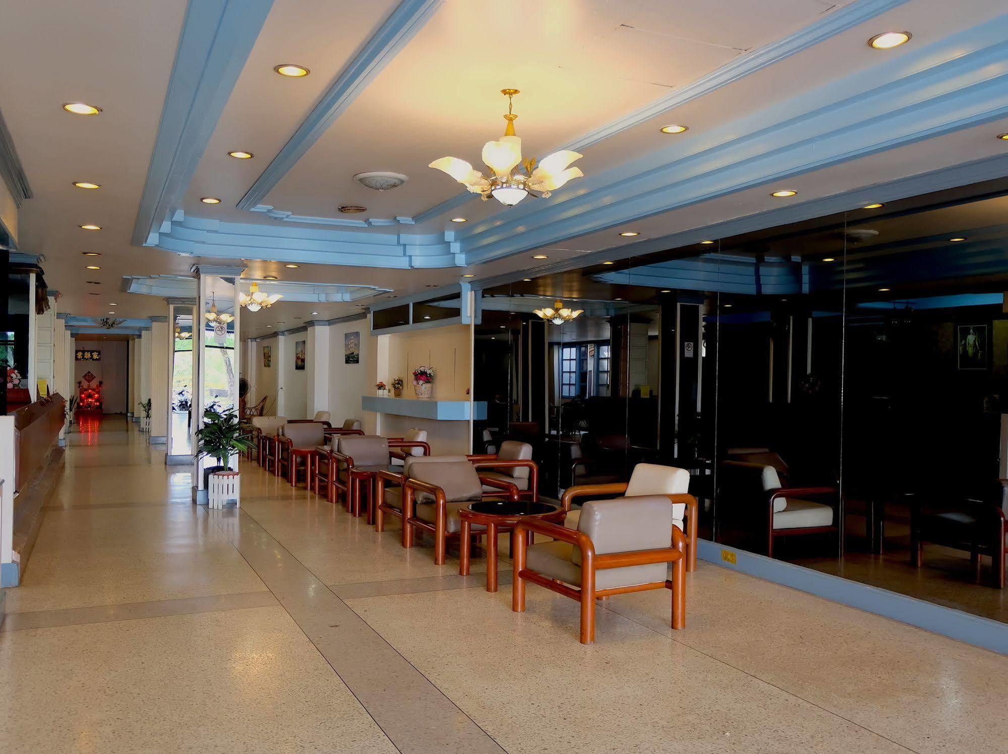 Vieng Thong Hotel Krabi Exterior photo